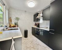 Resale - Villa -
Villamartin - Costa Blanca