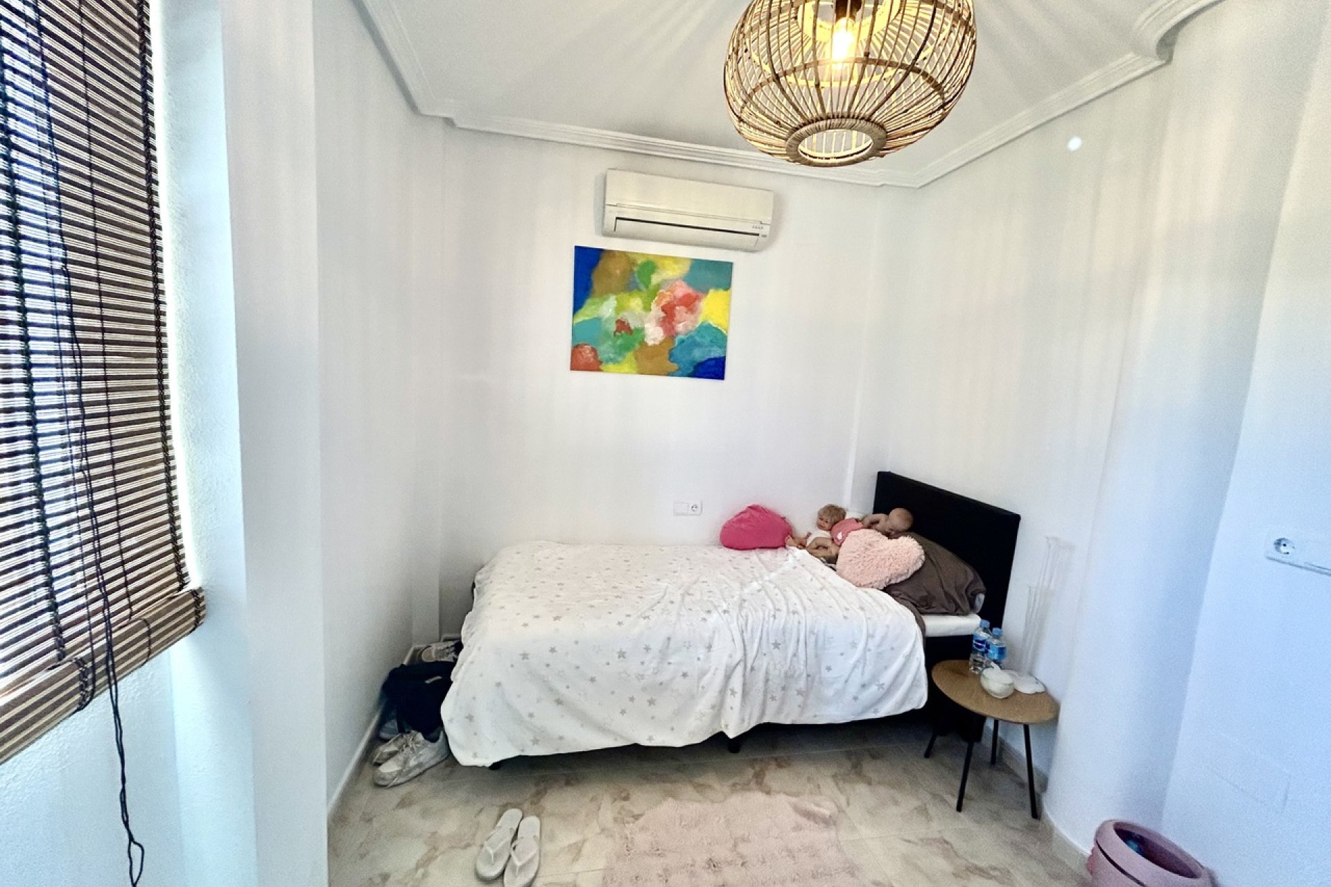 Resale - Villa -
Villamartin - Costa Blanca