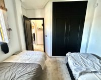 Resale - Villa -
Villamartin - Costa Blanca