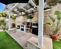Resale - Villa -
Villamartin - Costa Blanca