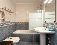 Resale - Villa -
Villamartin - Costa Blanca