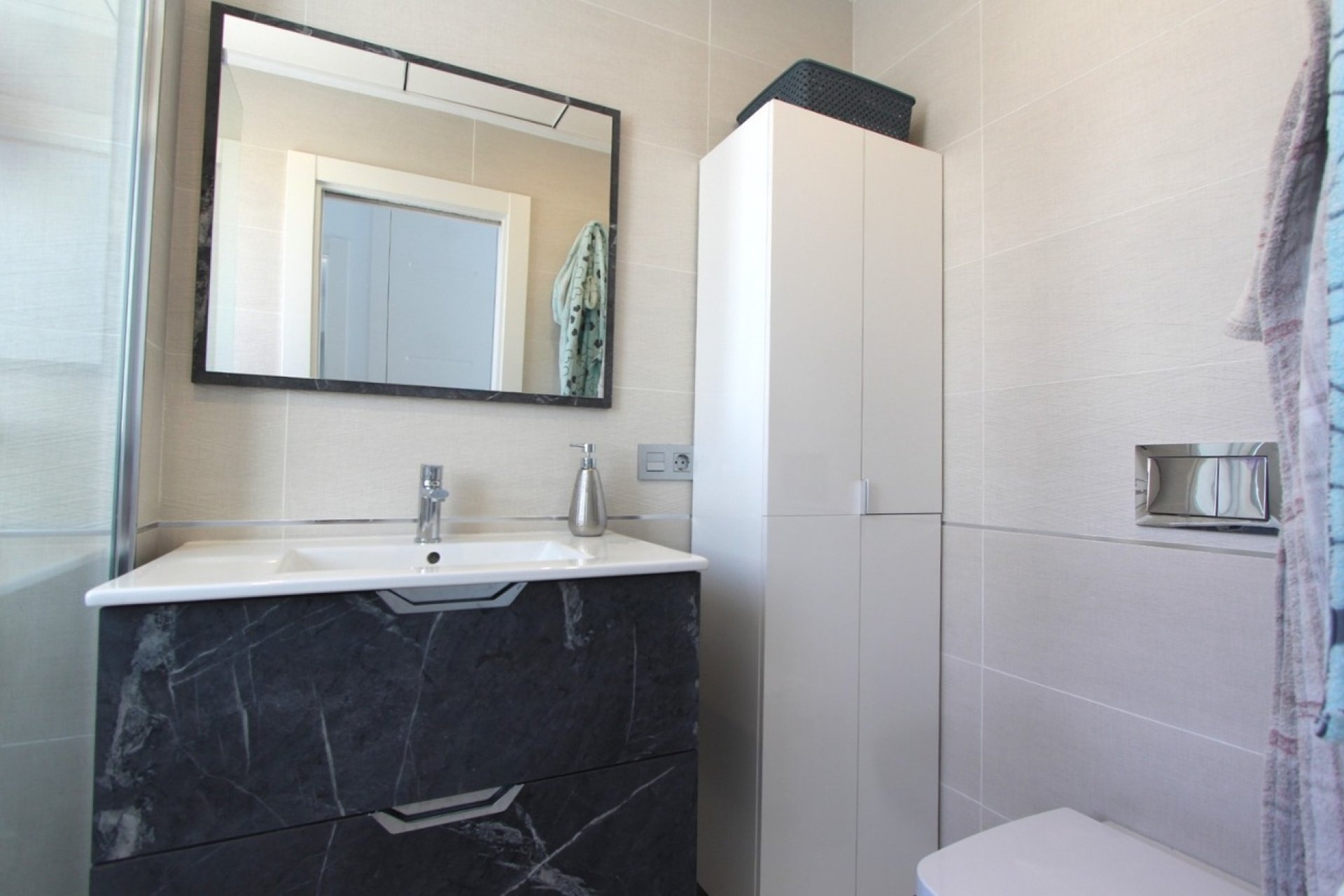 Resale - Villa -
Villamartin - El Galan