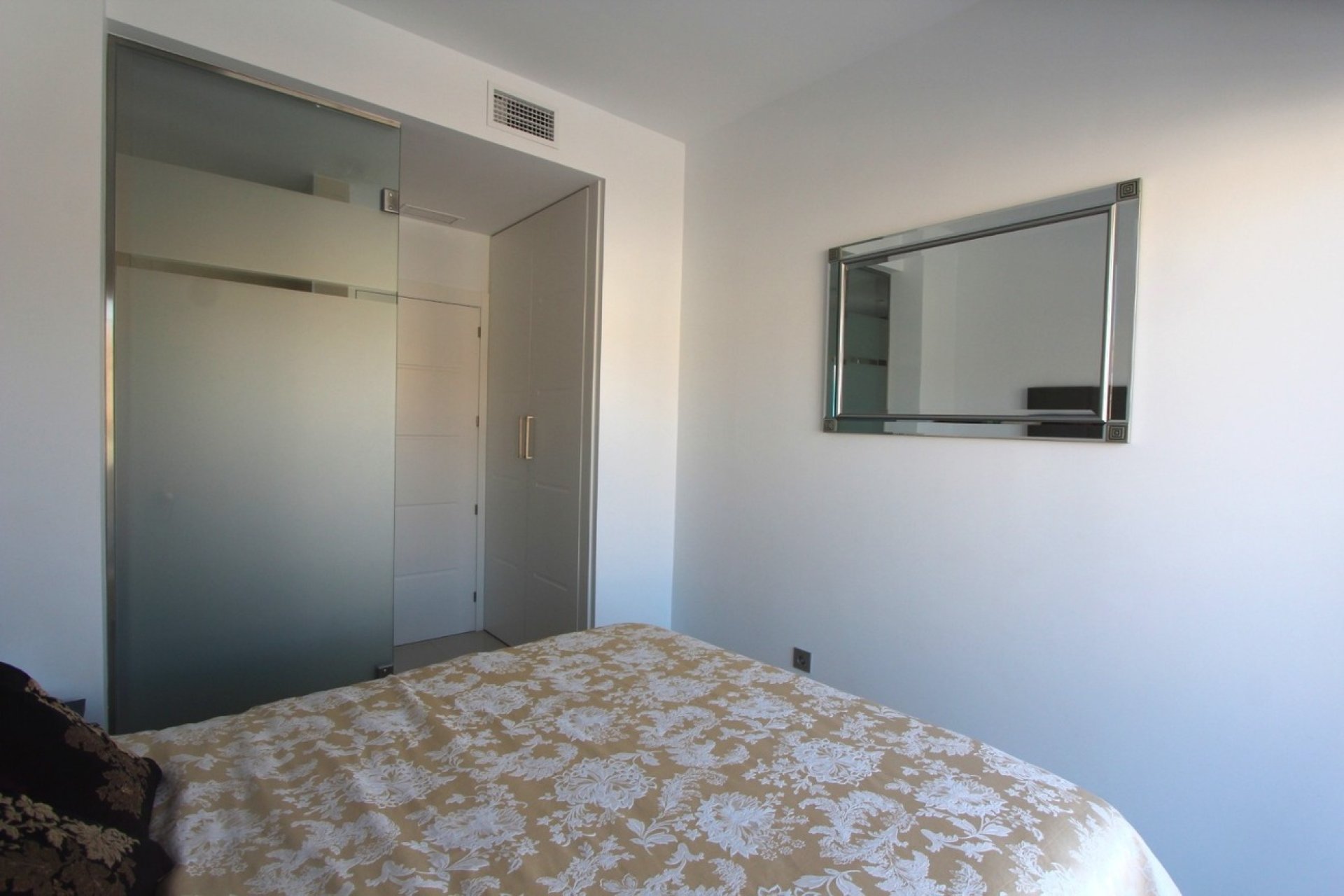 Resale - Villa -
Villamartin - El Galan