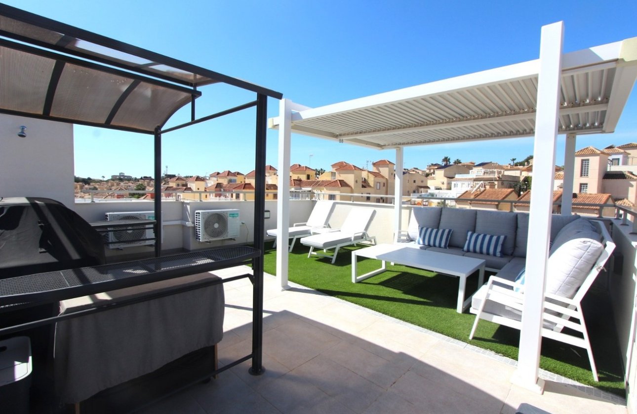 Resale - Villa -
Villamartin - El Galan