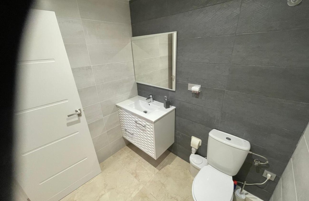 Resale - Villa -
Villamartin - El Galan
