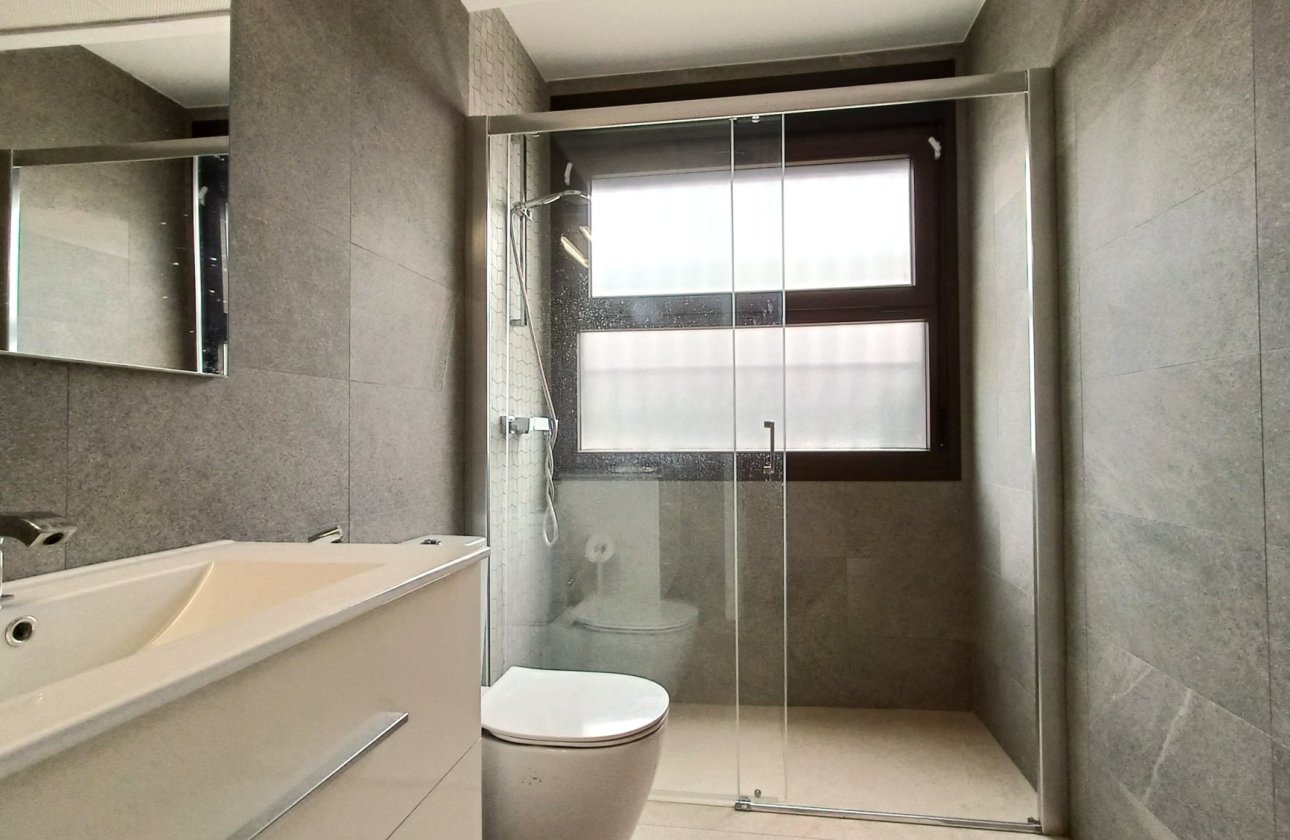 Resale - Villa -
Vistabella Golf Entre Naranjos - Inland