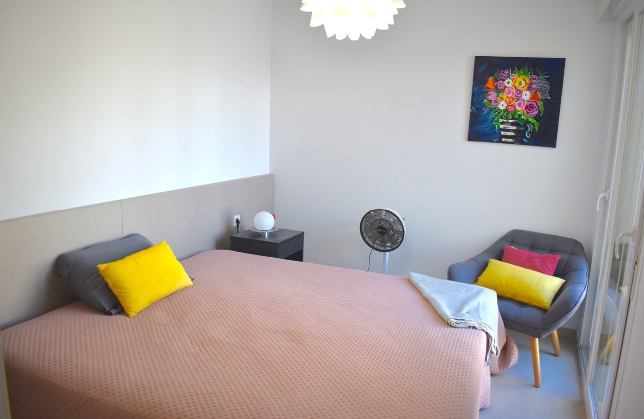 Resale - Villa -
Vistabella Golf Entre Naranjos - Inland