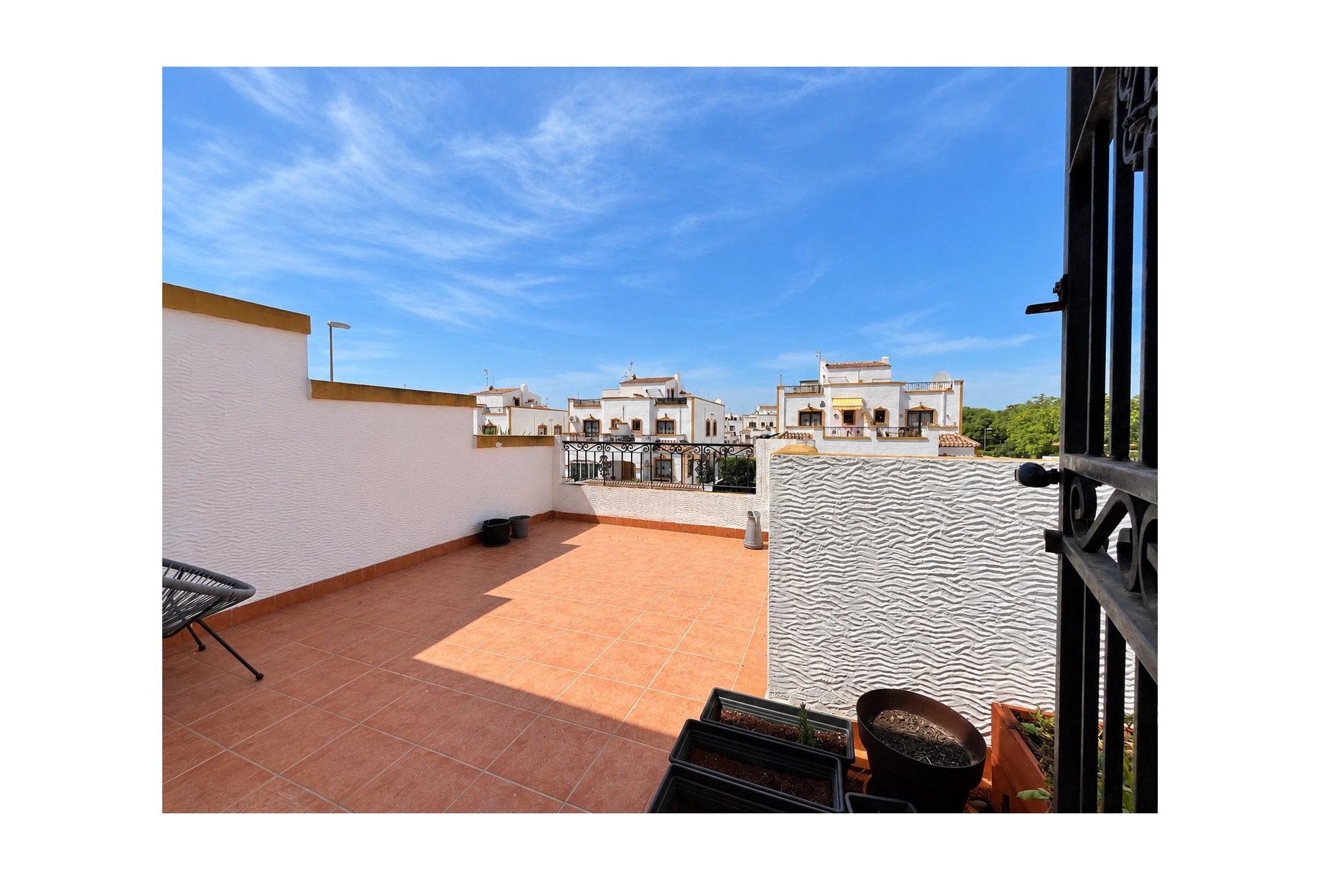 Resale - Villa -
Vistabella Golf Entre Naranjos - Inland
