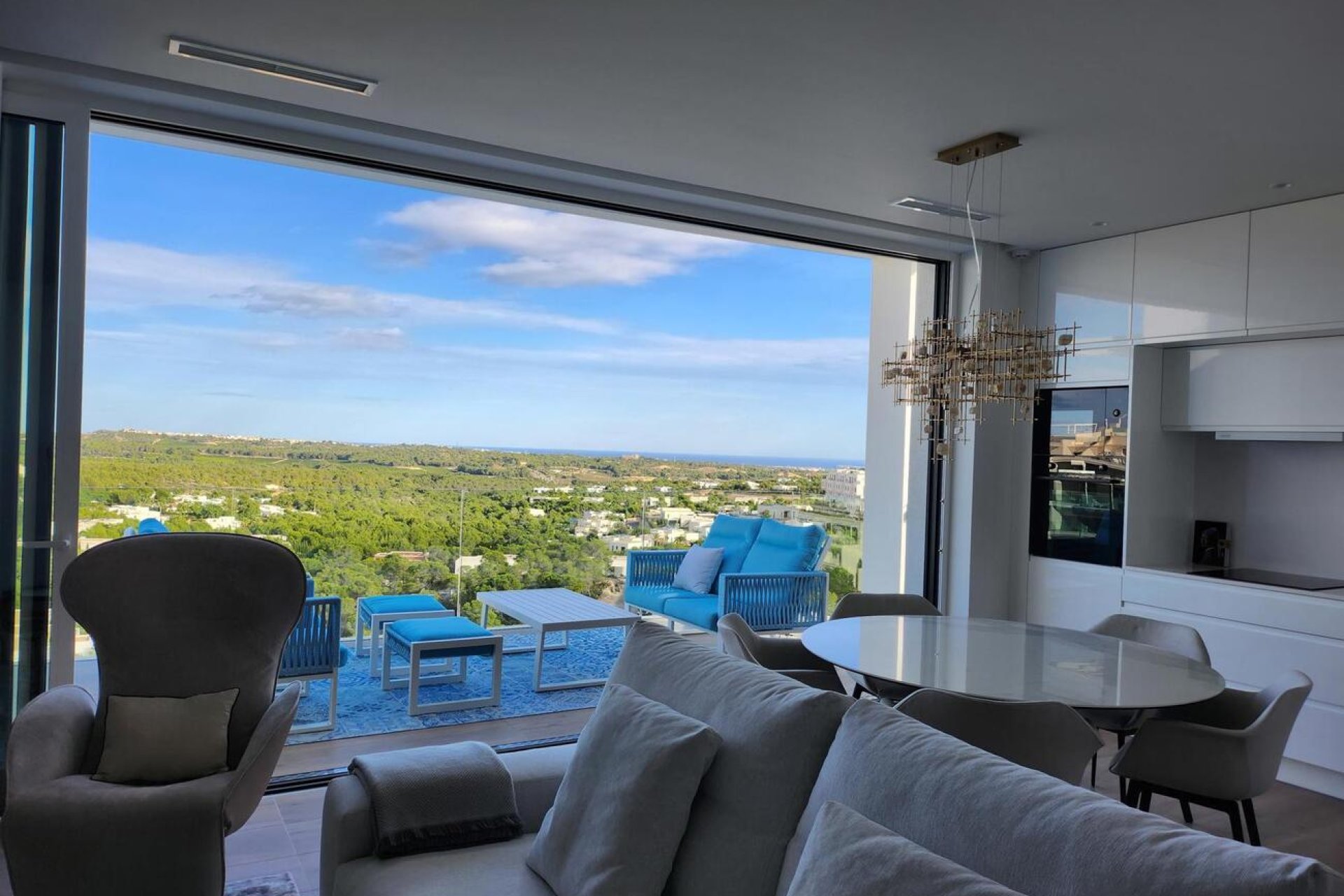 Revente - Apartment Penthouse -
Las Colinas Golf - Costa Blanca