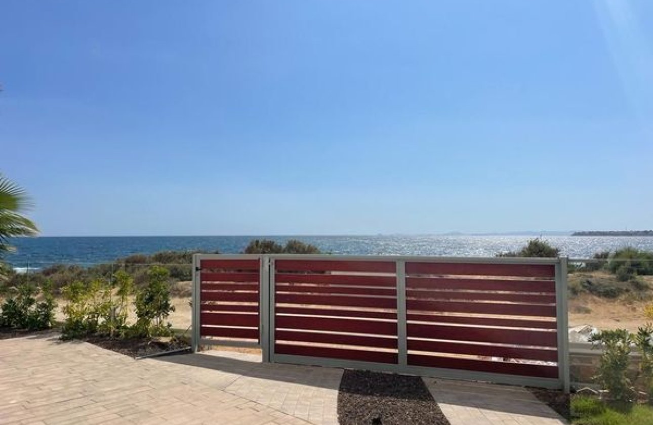 Revente - Apartment Penthouse -
Punta Prima - Costa Blanca