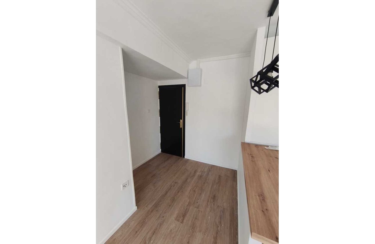 Revente - Apartment Penthouse -
Punta Prima - Costa Blanca