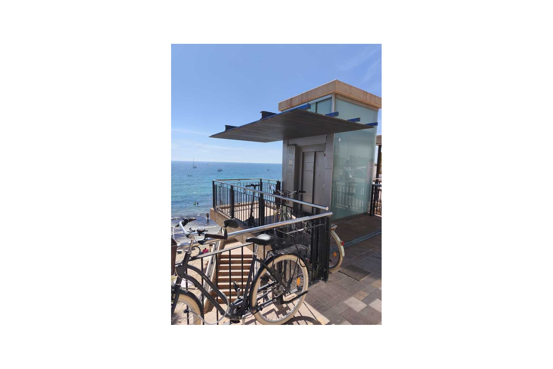 Revente - Apartment Penthouse -
Punta Prima - Costa Blanca