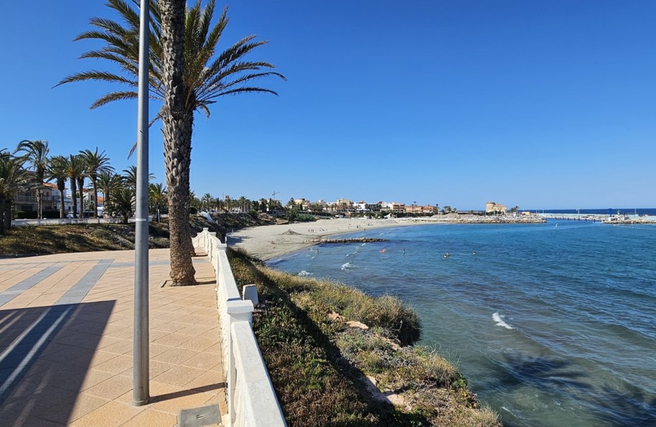 Revente - Apartment Penthouse -
Torre de la Horadada - Playa