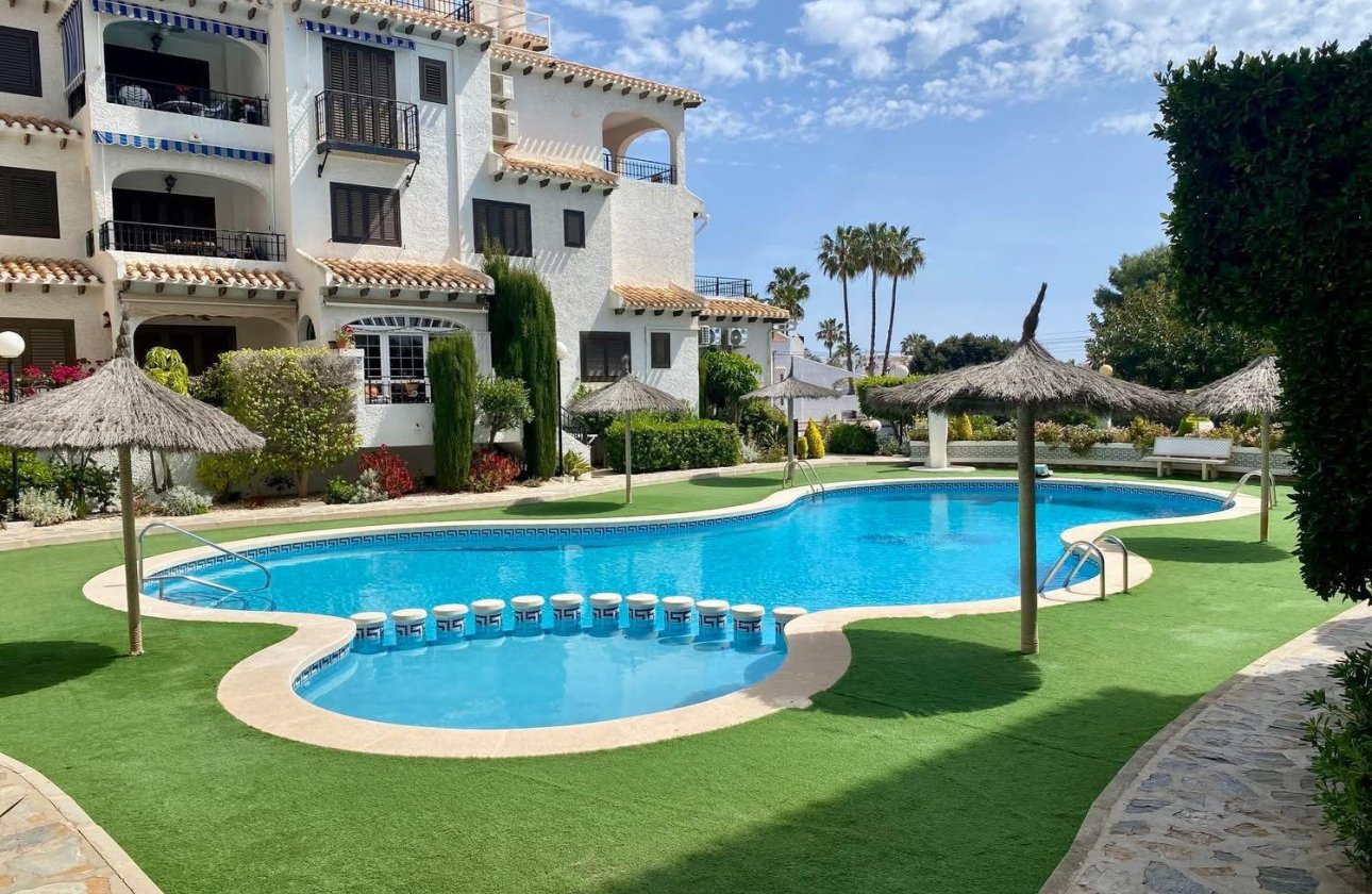 Revente - Appartement -
Cabo Roig