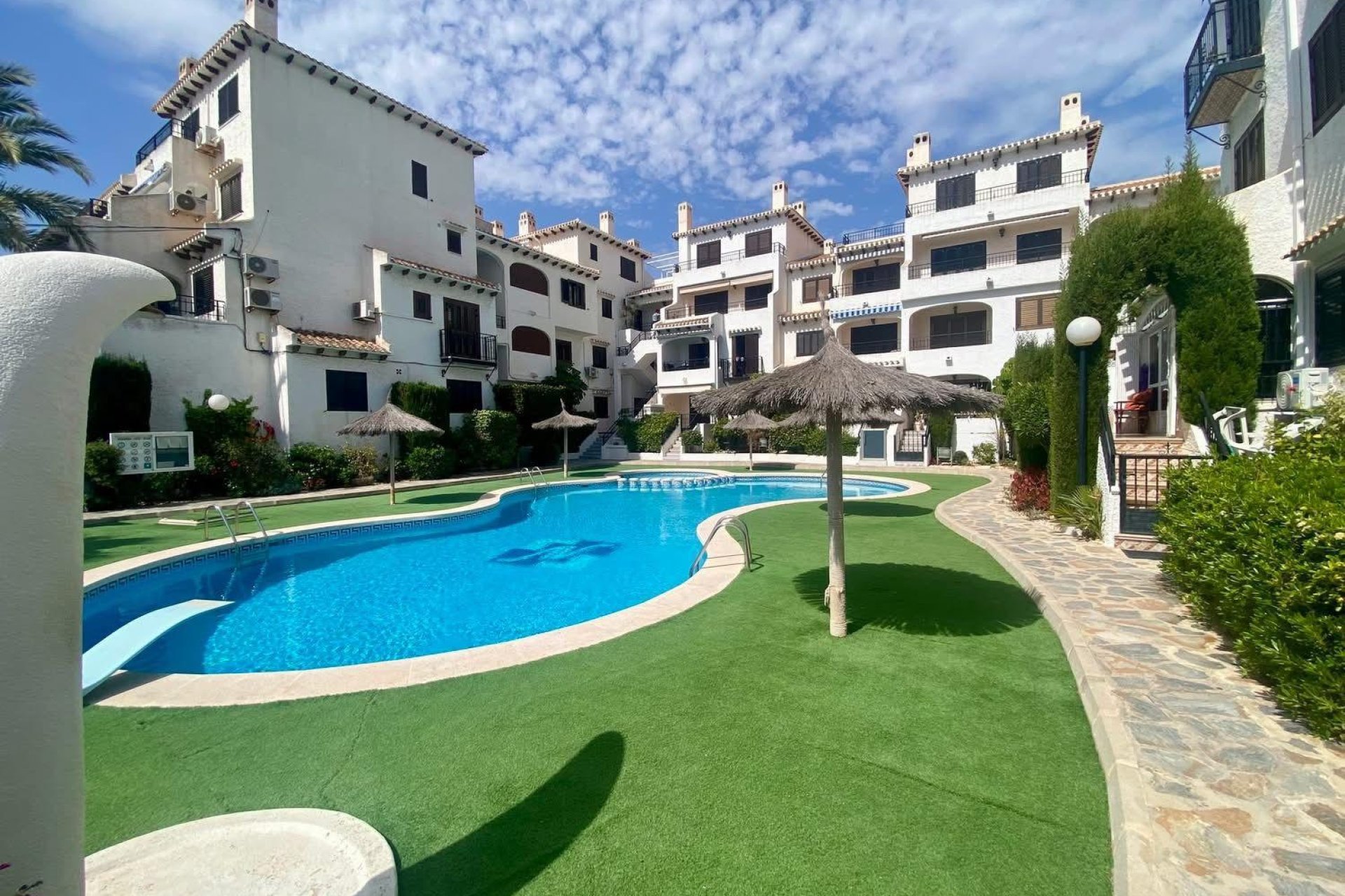 Revente - Appartement -
Cabo Roig