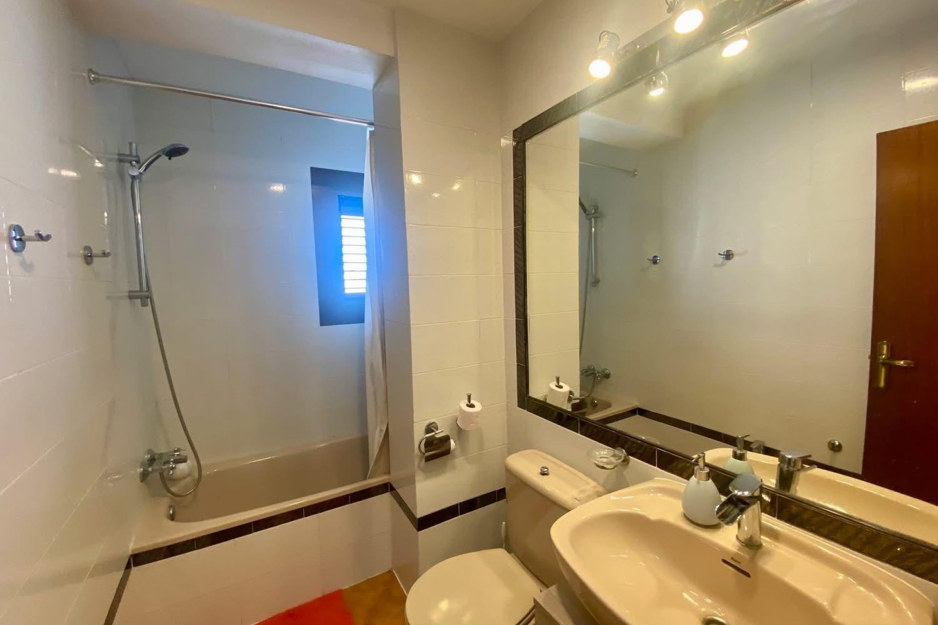 Revente - Appartement -
Cabo Roig