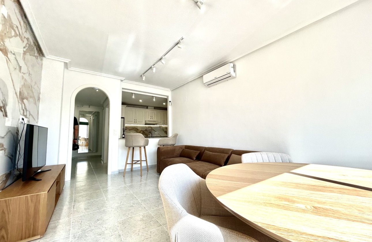 Revente - Appartement -
Campoamor - Costa Blanca