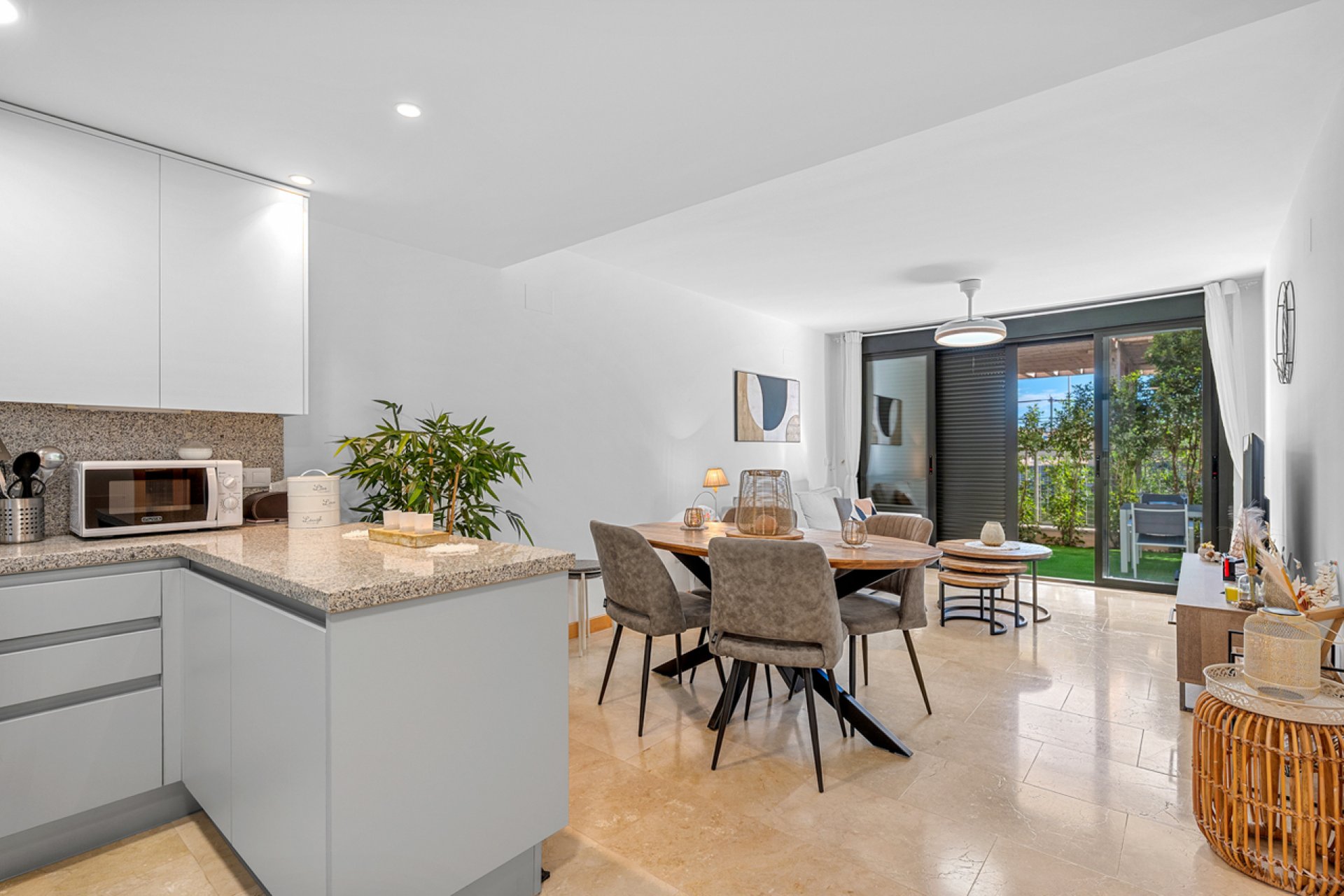 Revente - Appartement -
Campoamor - Costa Blanca