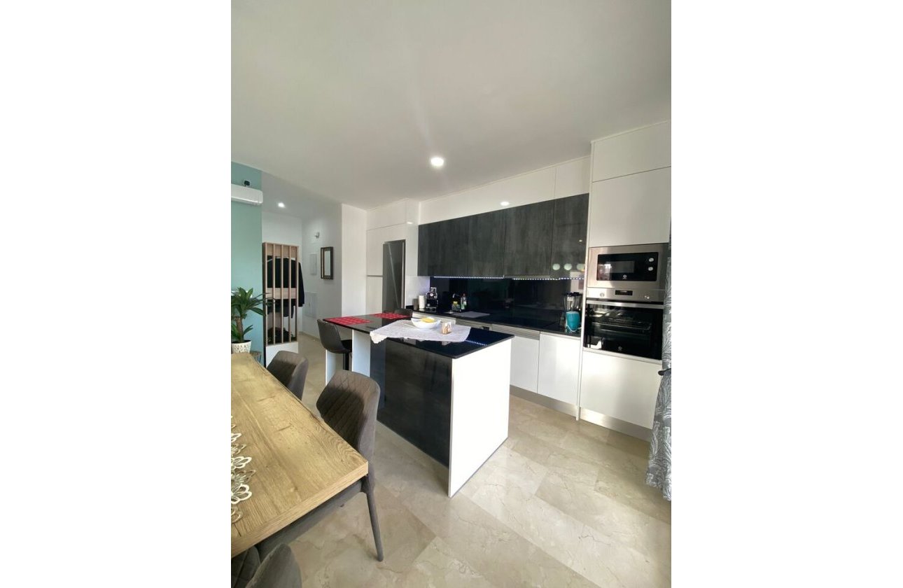 Revente - Appartement -
Dehesa de Campoamor - Las Filipinas