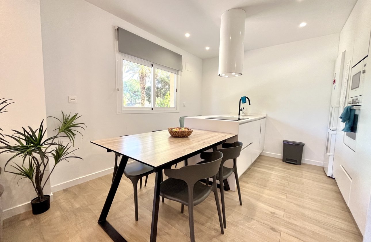 Revente - Appartement -
La Mata - Costa Blanca