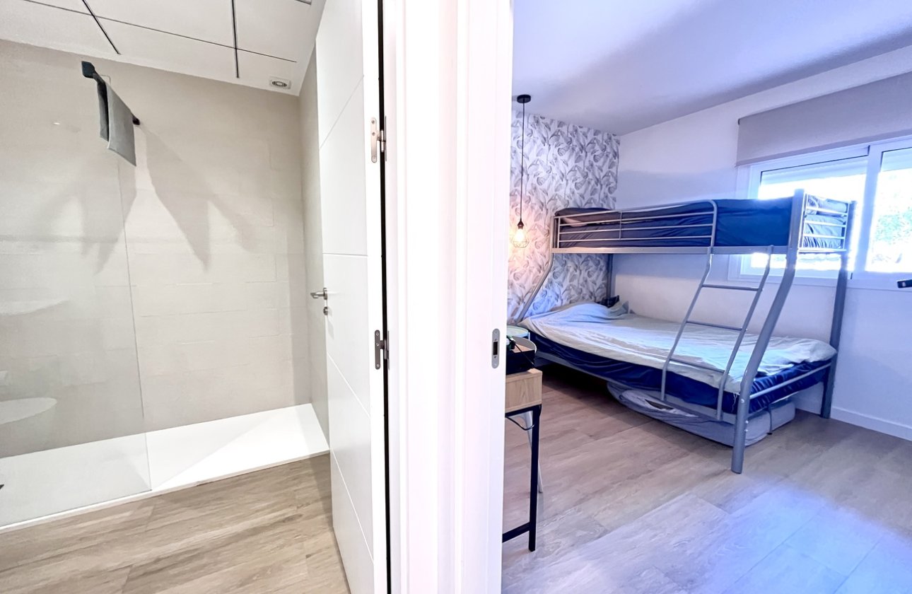 Revente - Appartement -
La Mata - Costa Blanca