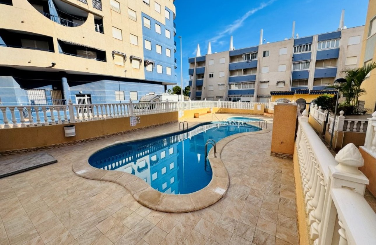 Revente - Appartement -
La Mata - Costa Blanca