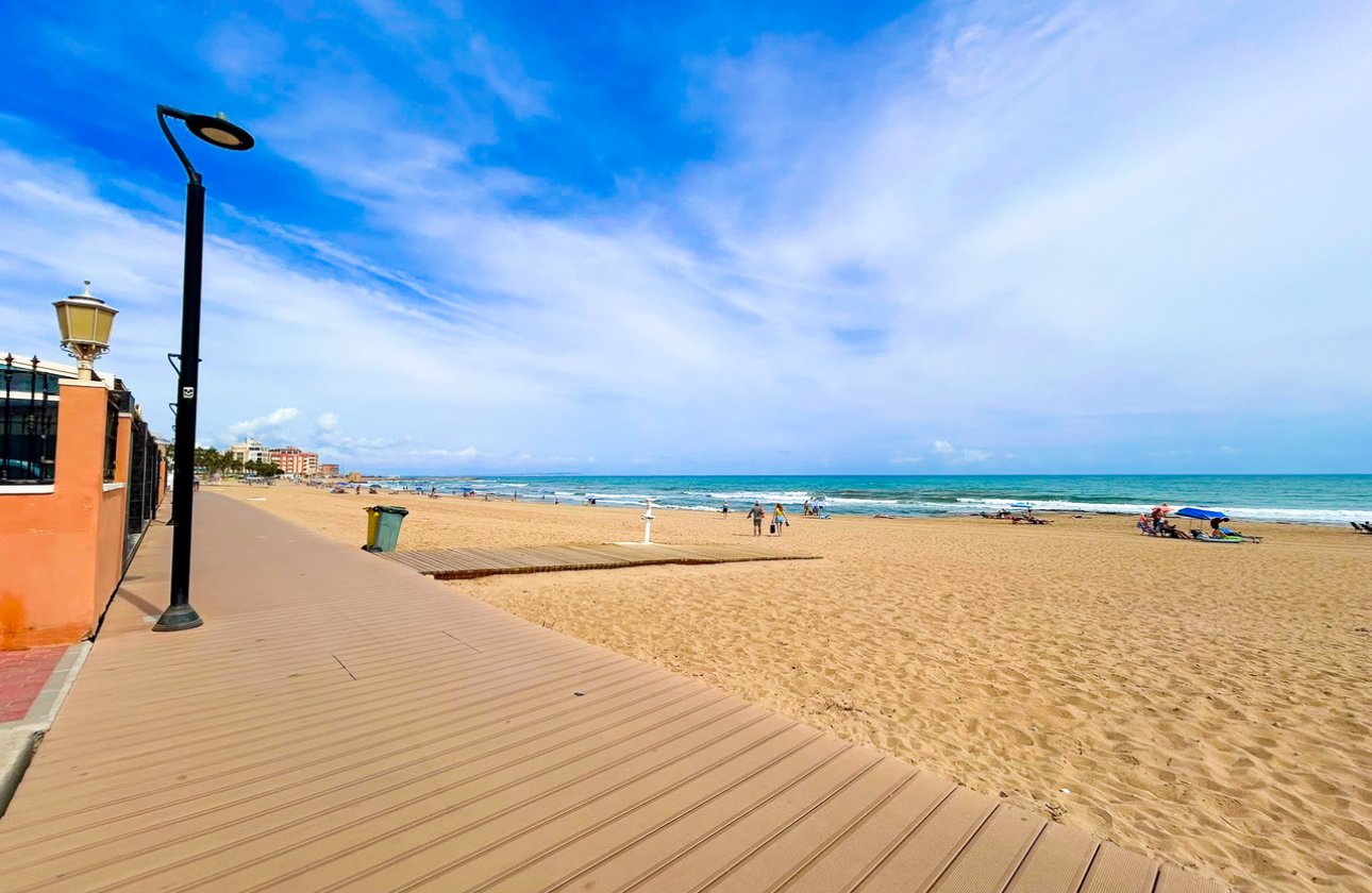 Revente - Appartement -
La Mata - Costa Blanca