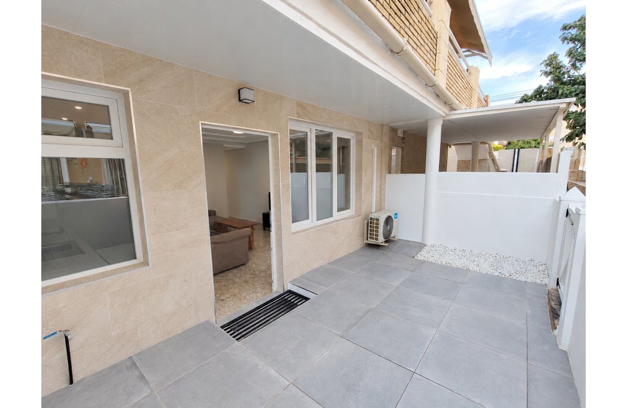 Revente - Appartement -
La Mata - Costa Blanca