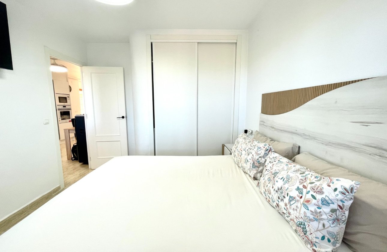 Revente - Appartement -
La Siesta - Costa Blanca