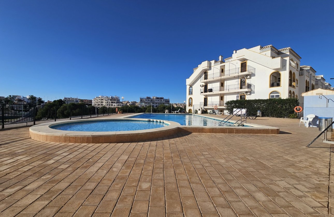 Revente - Appartement -
La Zenia - Costa Blanca