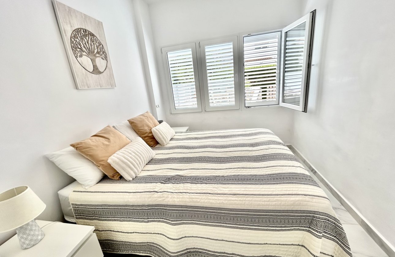 Revente - Appartement -
La Zenia - Costa Blanca