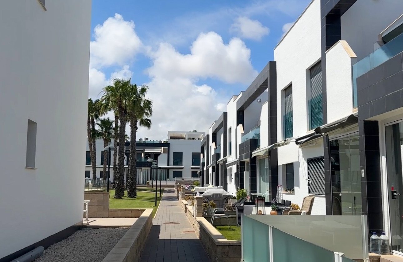 Revente - Appartement -
La Zenia - Costa Blanca