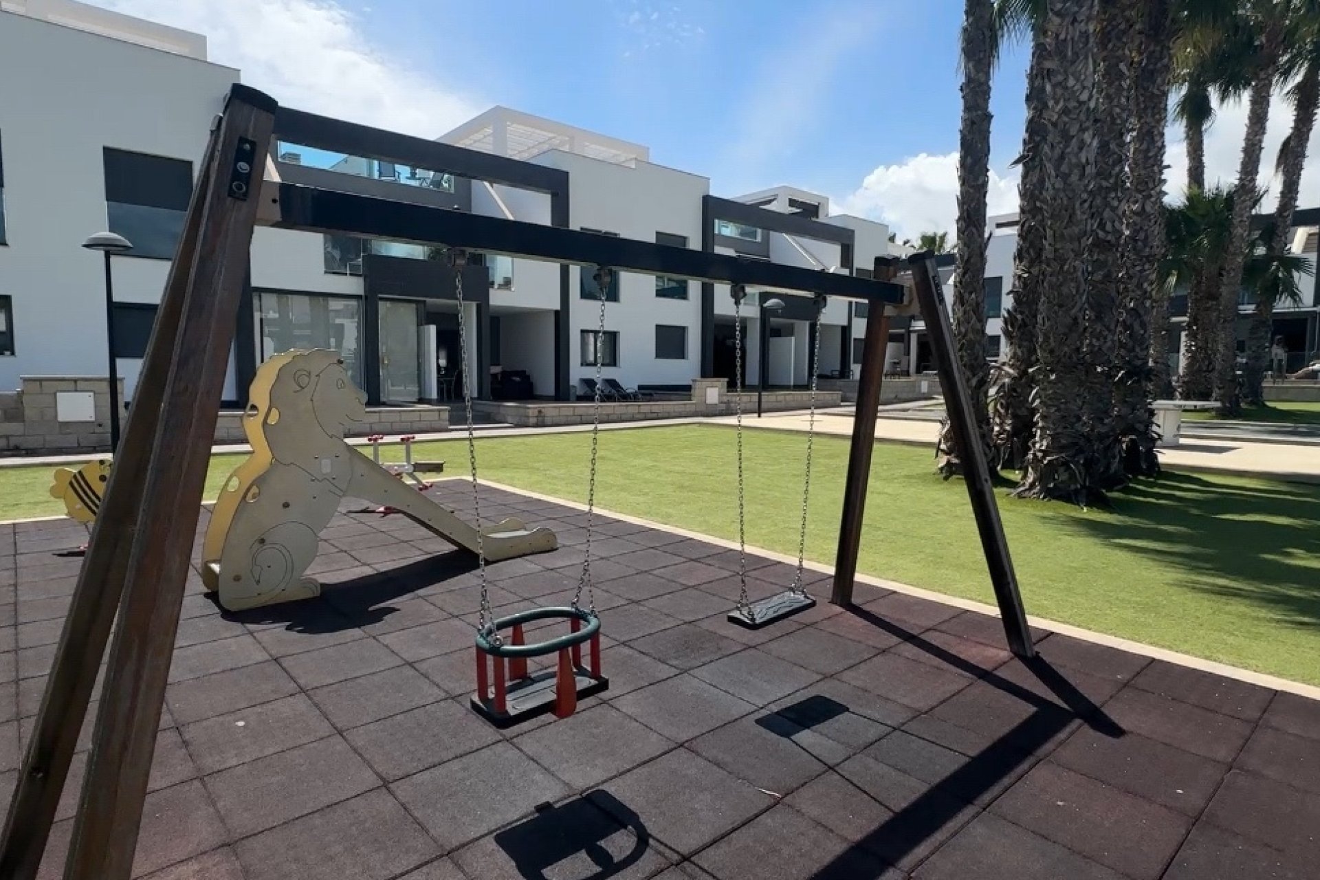 Revente - Appartement -
La Zenia - Costa Blanca
