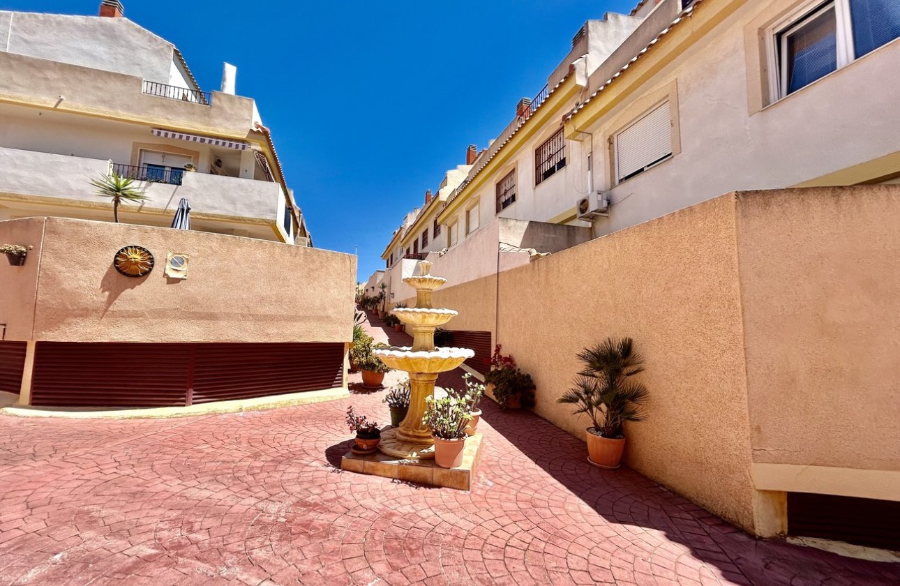 Revente - Appartement -
La Zenia - Costa Blanca