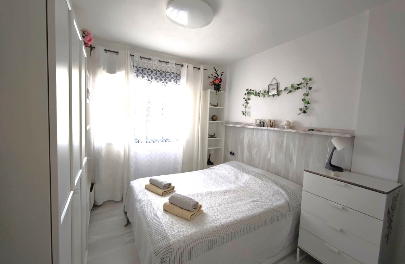 Revente - Appartement -
La Zenia - Costa Blanca