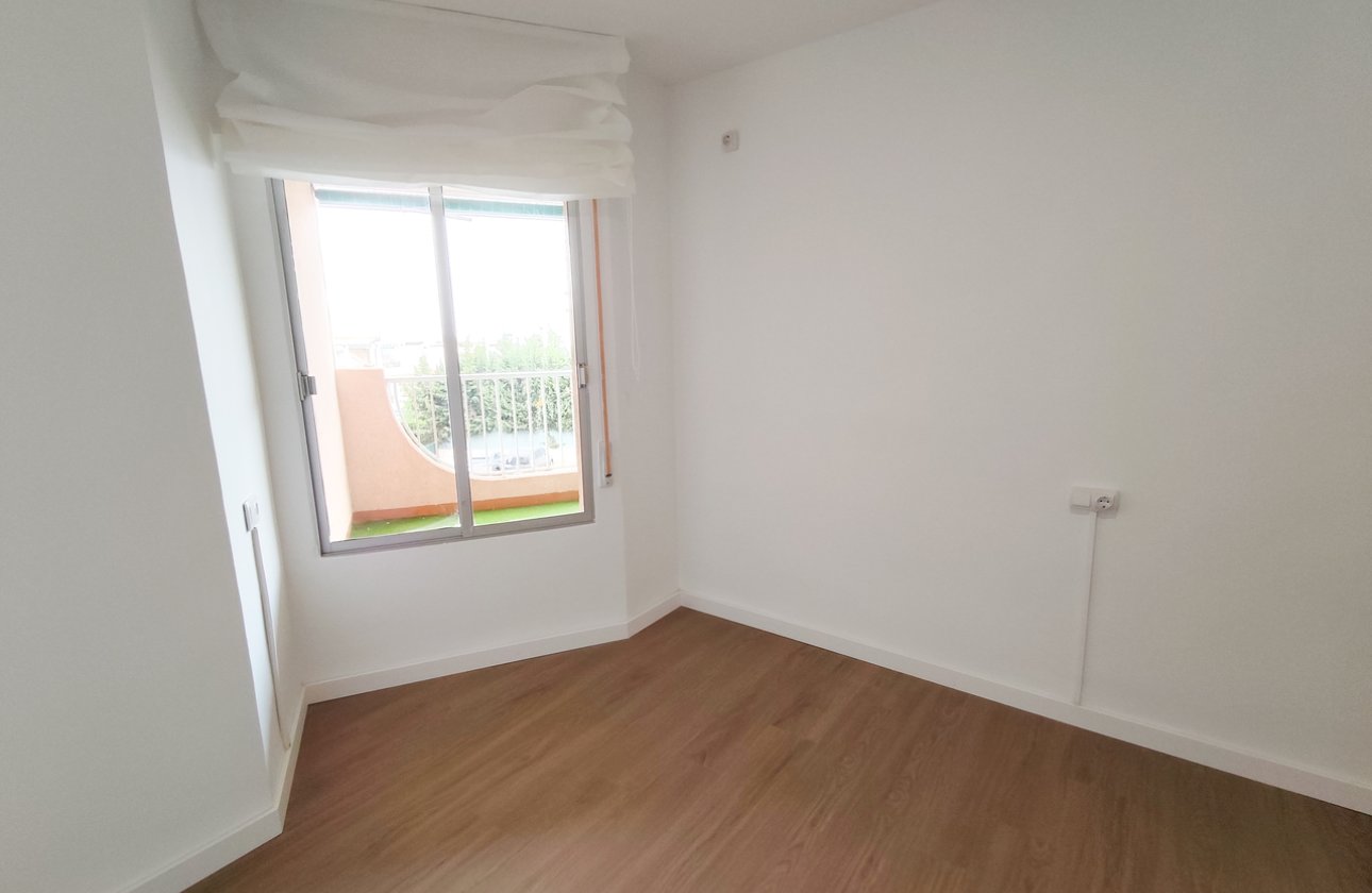 Revente - Appartement -
La Zenia - Costa Blanca