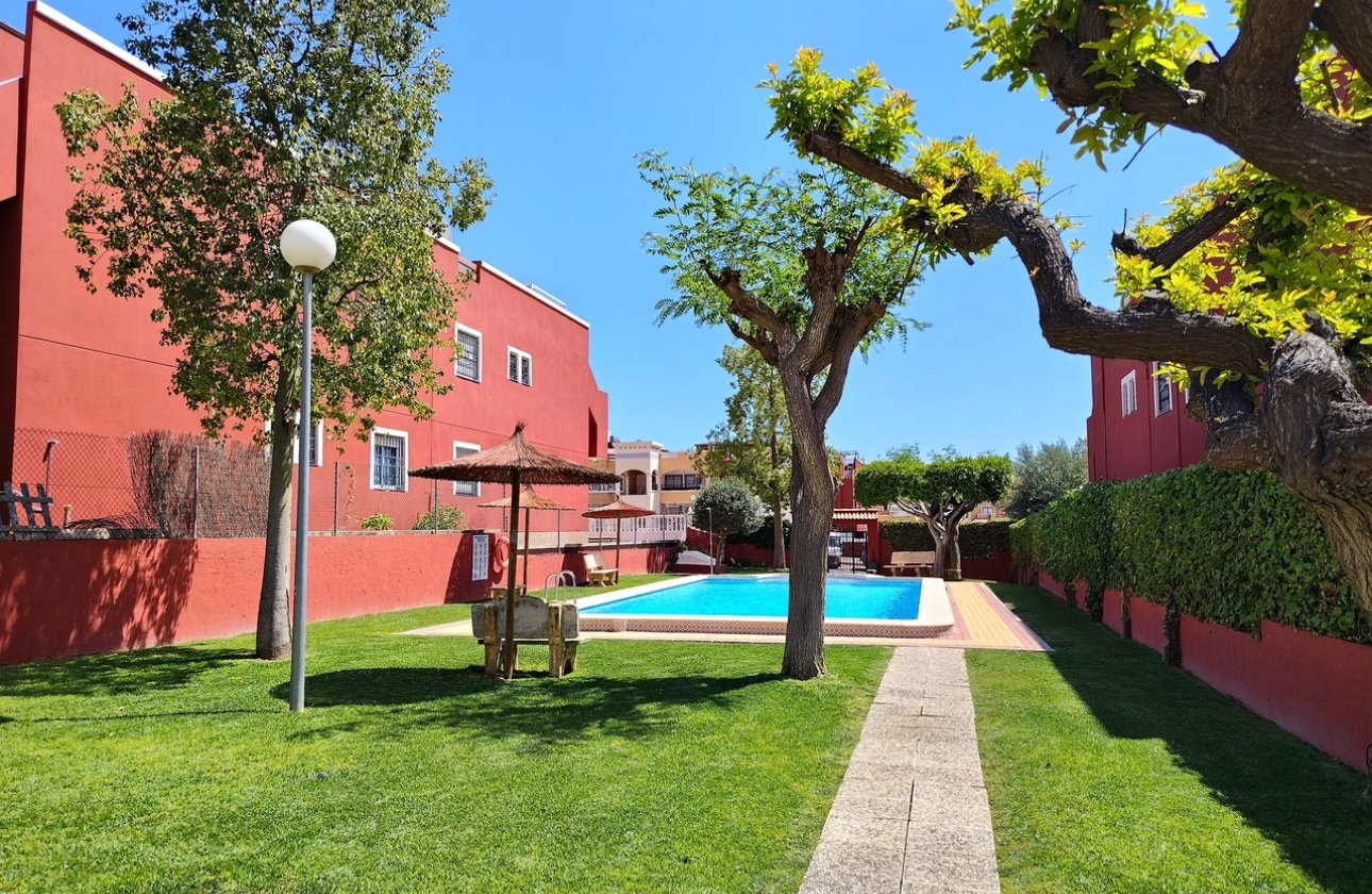 Revente - Appartement -
Los Altos - Costa Blanca