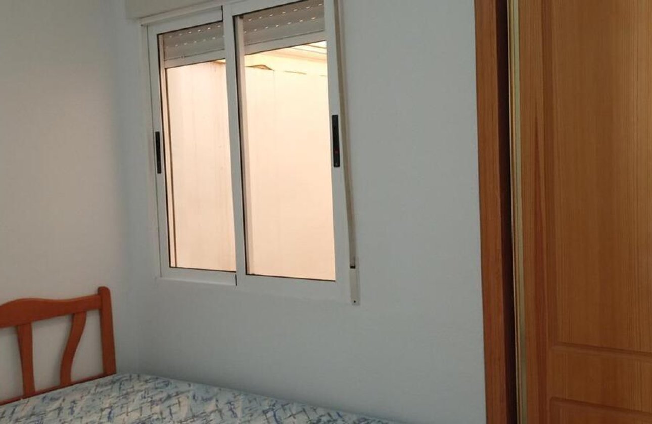 Revente - Appartement -
Los Montesinos - PUEBLO CENTRO