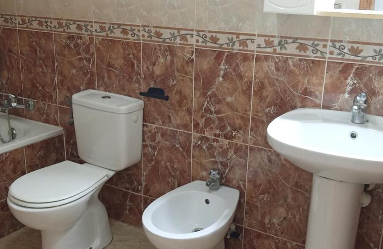 Revente - Appartement -
Los Montesinos - PUEBLO CENTRO