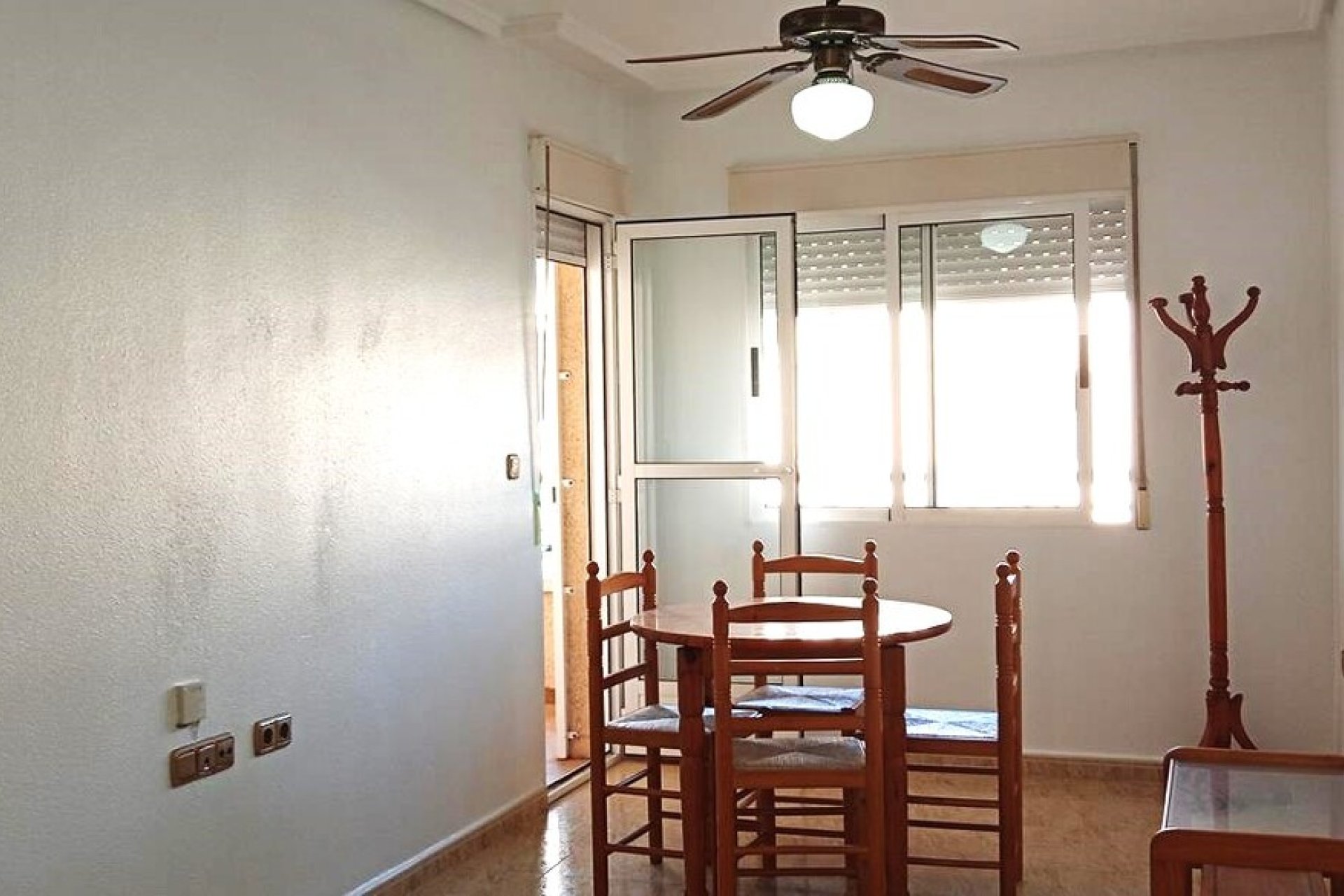 Revente - Appartement -
Los Montesinos - PUEBLO CENTRO