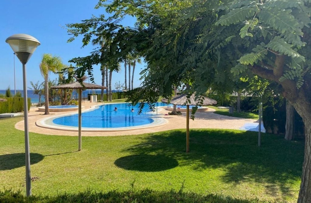 Revente - Appartement -
Mil Palmeras - Costa Blanca