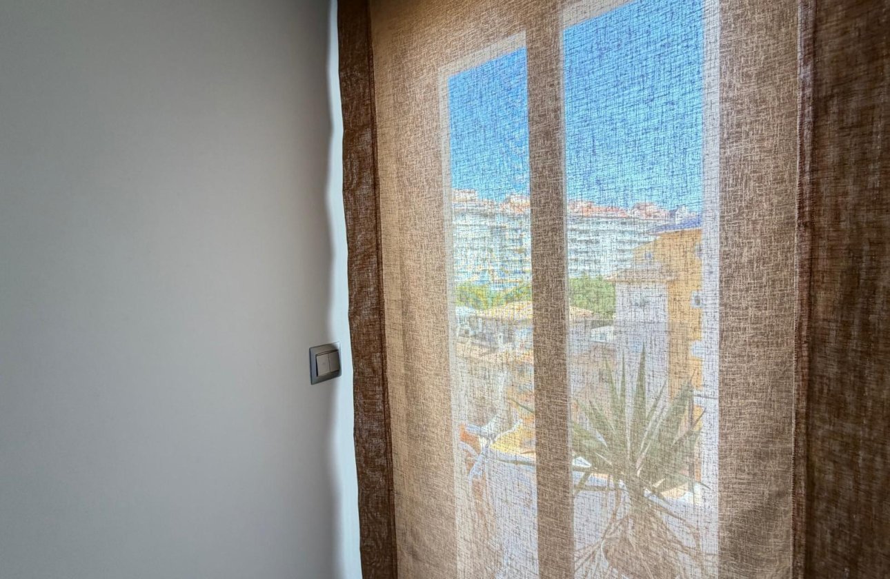 Revente - Appartement -
Orihuela Costa - Altos De Campoamor