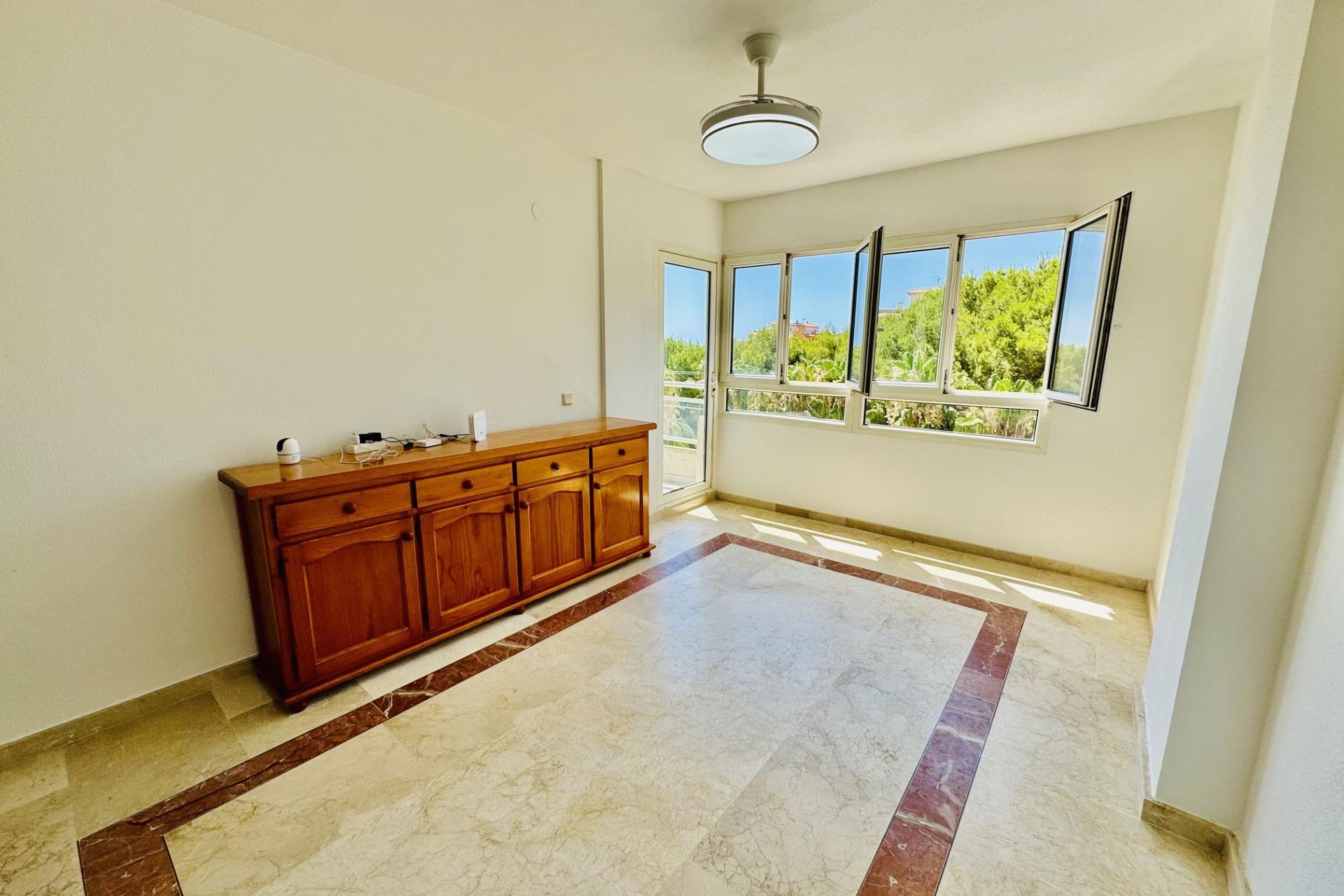 Revente - Appartement -
Orihuela Costa - Altos De Campoamor