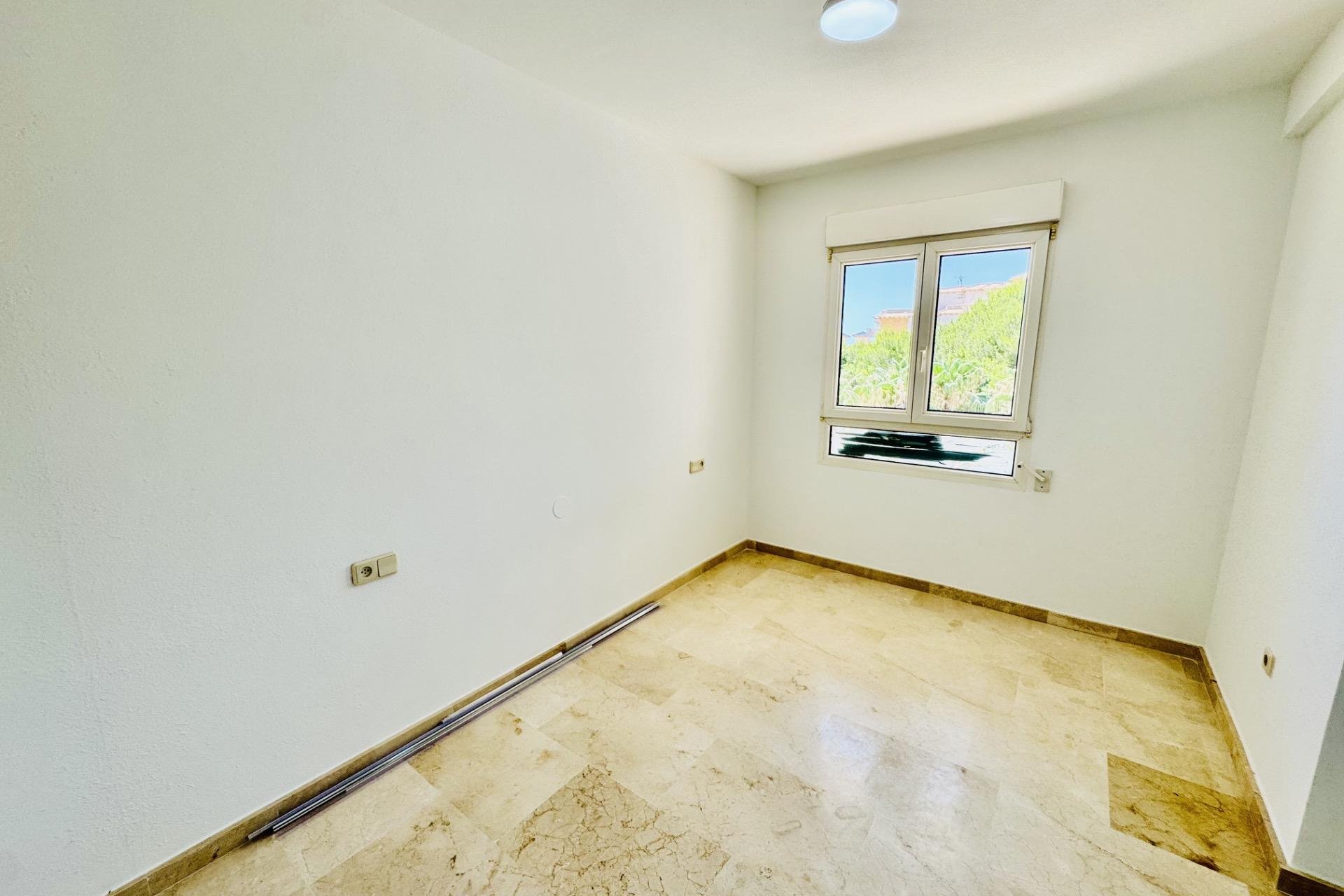 Revente - Appartement -
Orihuela Costa - Altos De Campoamor