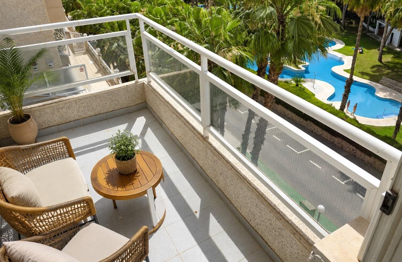Revente - Appartement -
Orihuela Costa - Altos De Campoamor