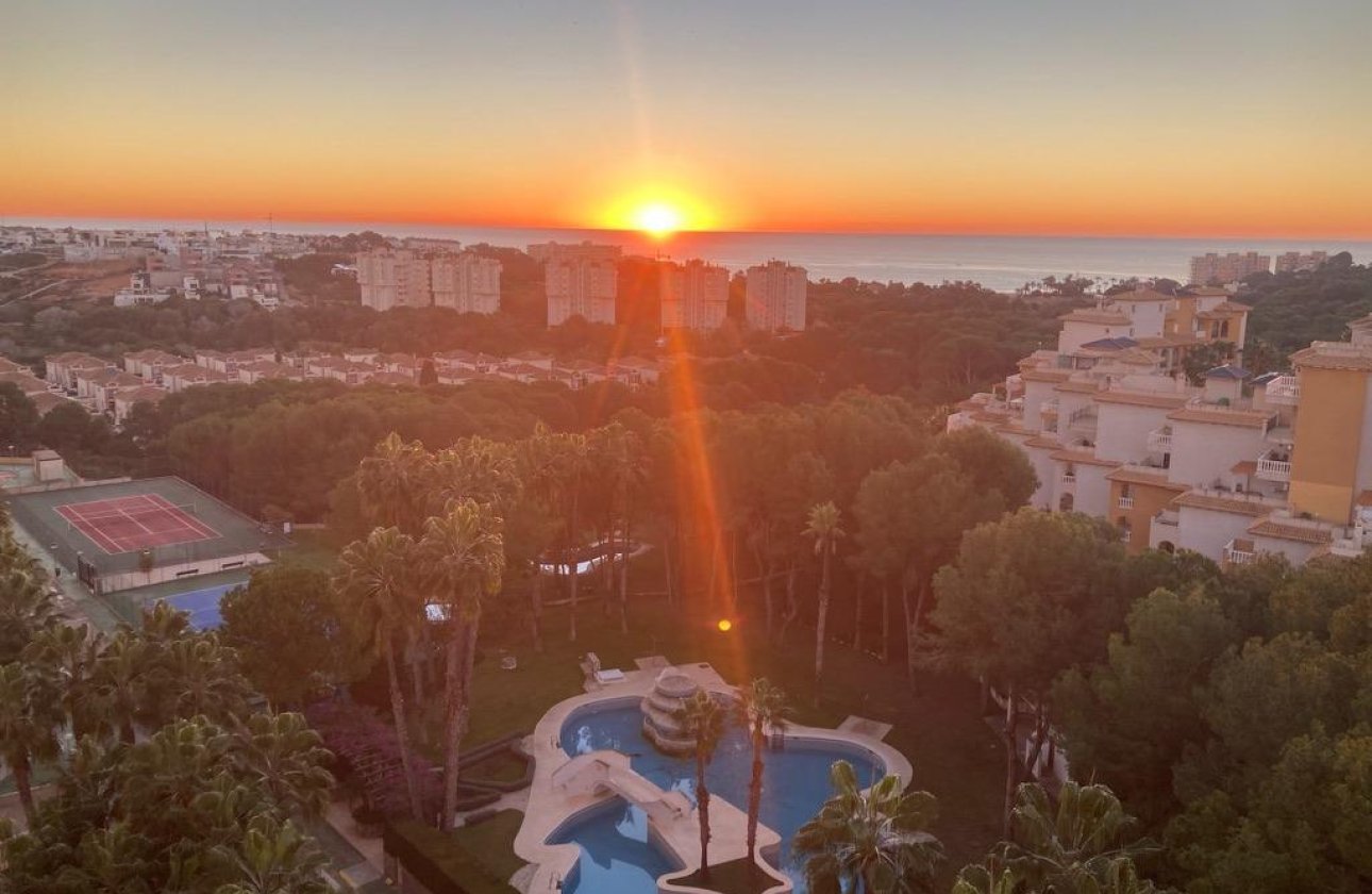 Revente - Appartement -
Orihuela Costa - Altos De Campoamor