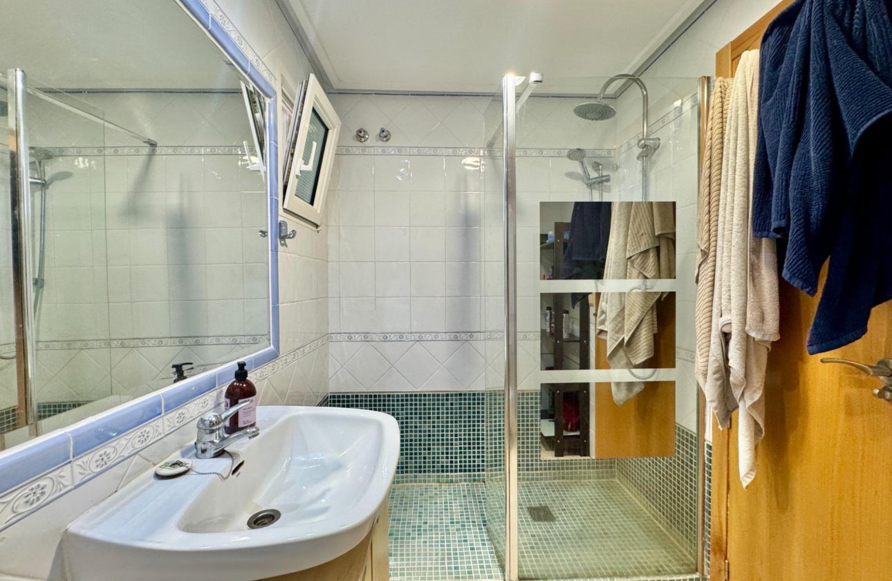 Revente - Appartement -
Orihuela Costa - Altos De Campoamor