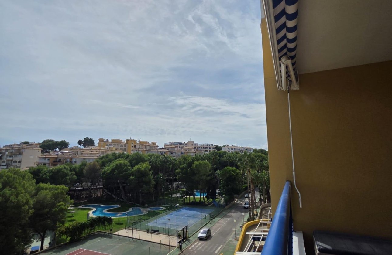 Revente - Appartement -
Orihuela Costa - Altos De Campoamor
