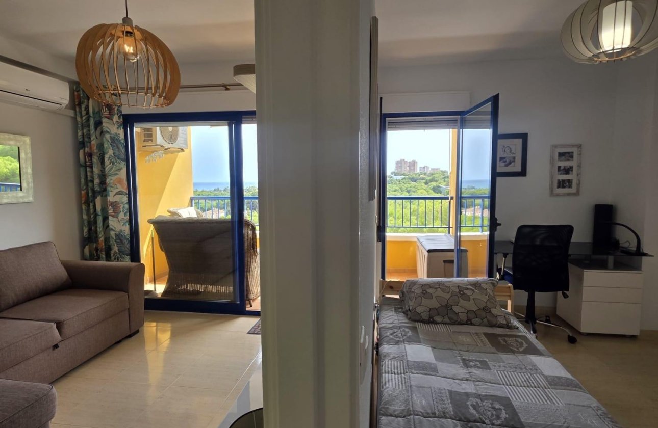Revente - Appartement -
Orihuela Costa - Altos De Campoamor