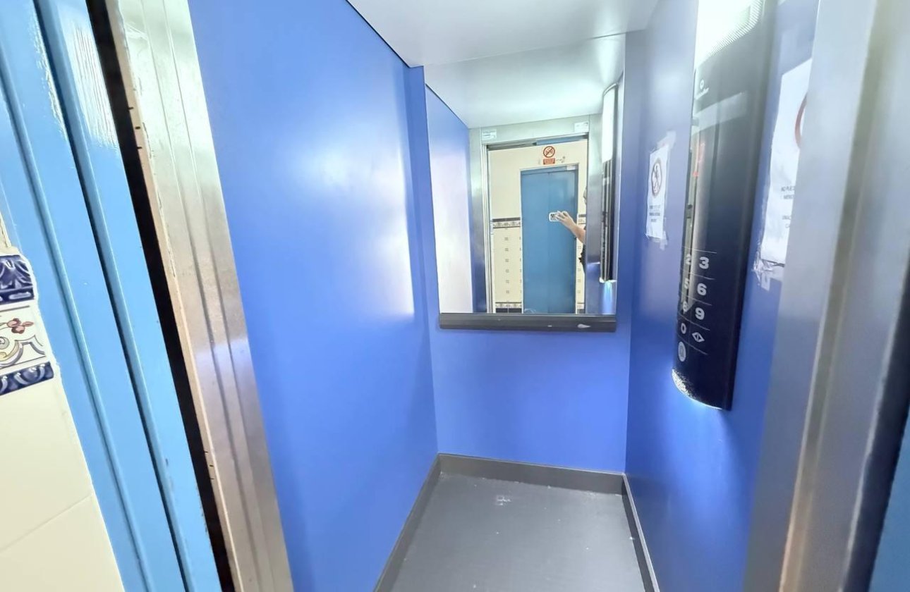 Revente - Appartement -
Orihuela Costa - Campoamor